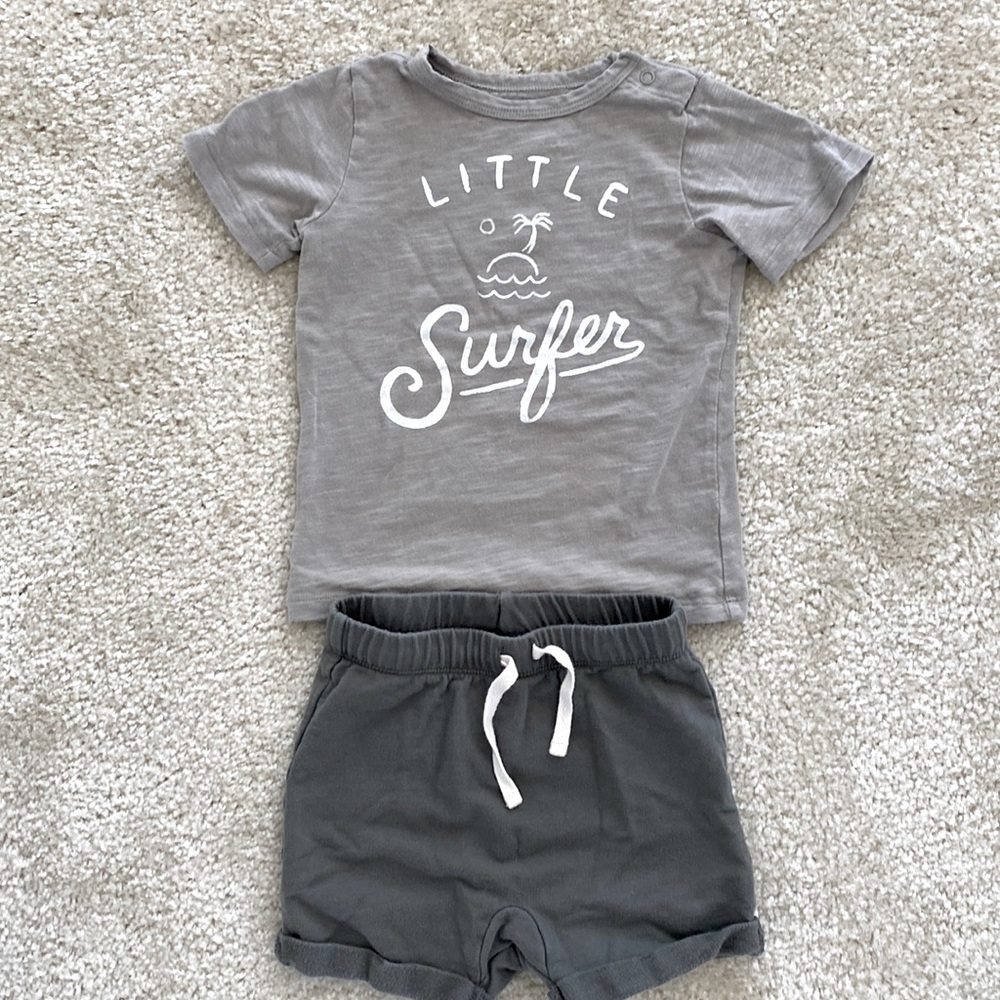 Little Co by Lauren Conrad toddler boy Little Surfer tee and shorts set 24m
